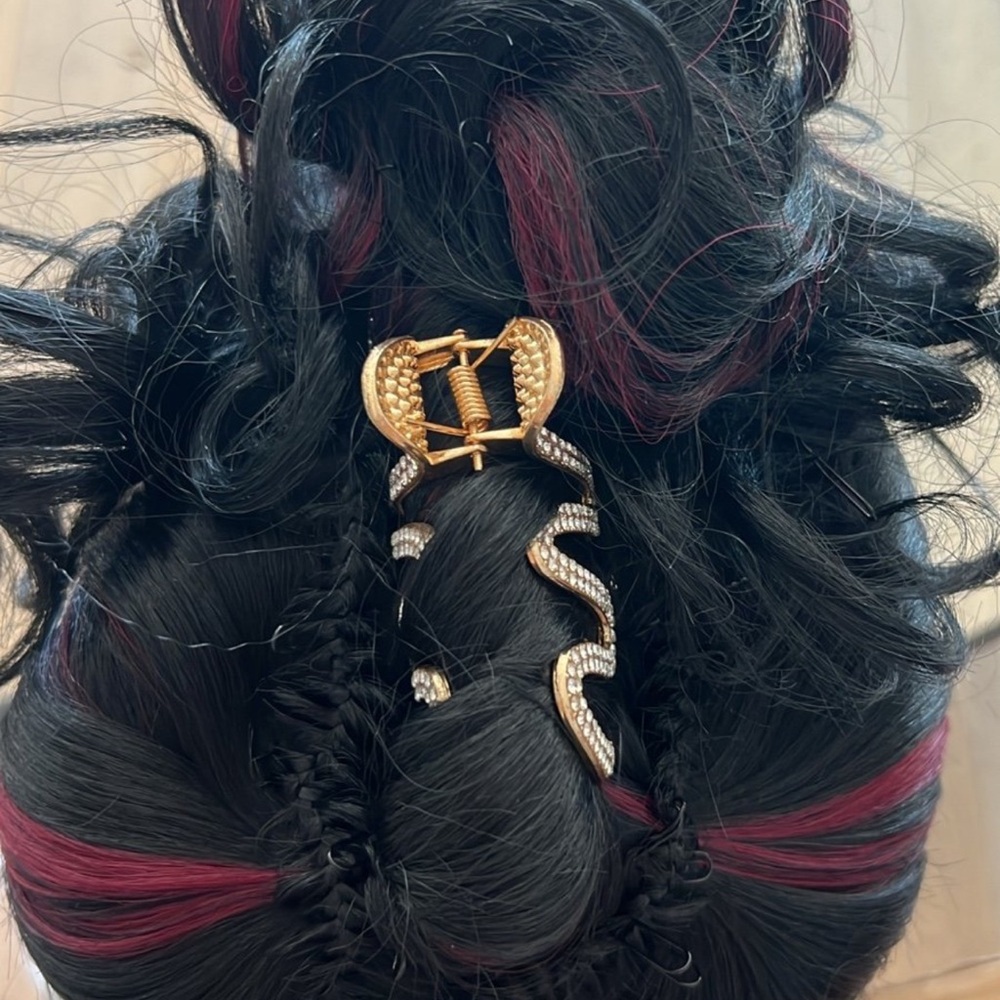 Elegant Black Hair Wig for Women - Picture 7 of 8
